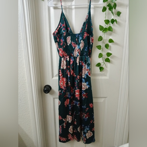 👍Satin floral maxi dress NWOT - Picture 4 of 4